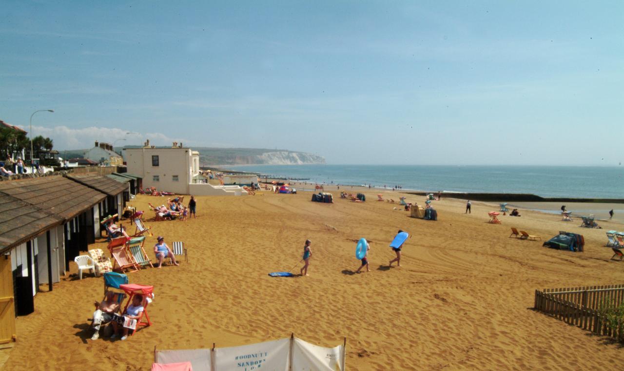 Sandown Hotel - Sandown, Isle Of Wight --- Return Car Ferry 89 Pounds From Southampton Exteriör bild