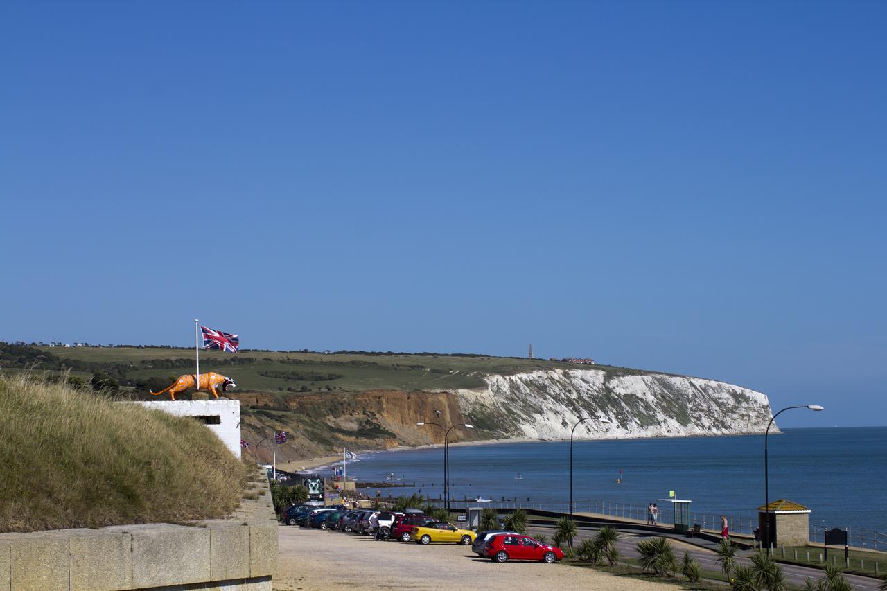 Sandown Hotel - Sandown, Isle Of Wight --- Return Car Ferry 89 Pounds From Southampton Exteriör bild